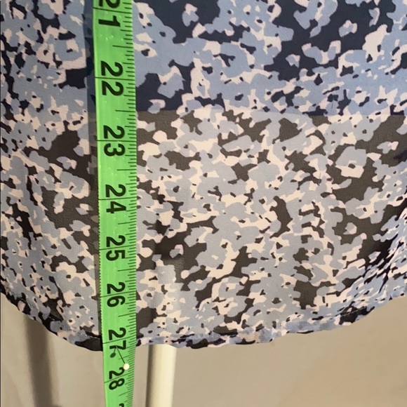 LIZ CLAIBORNE blouse - Picture 5 of 9